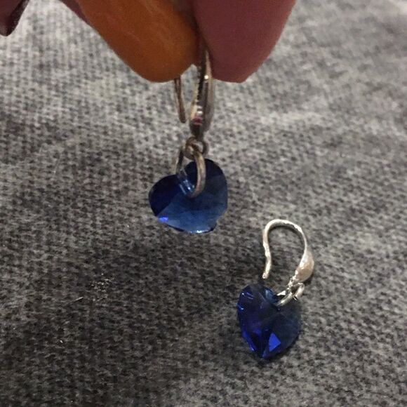 Blue heart earrings  - Picture 2 of 3